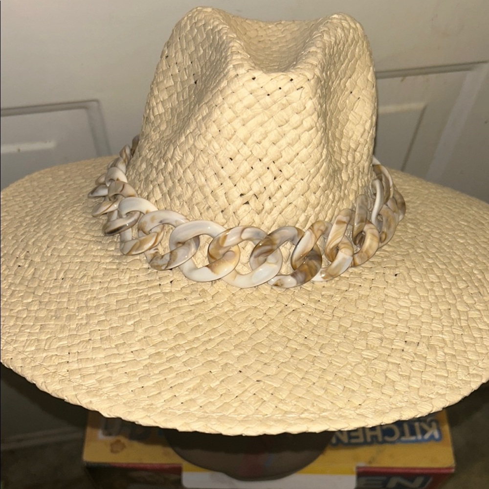 Time and tru straw hat